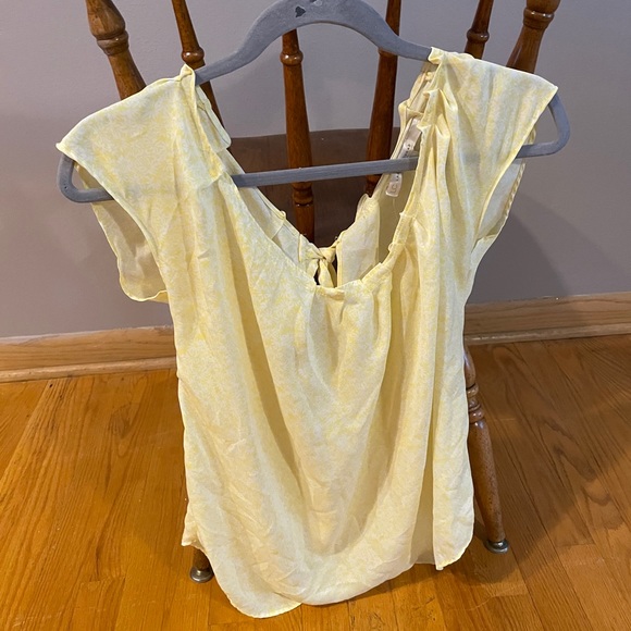 Top - Picture 1 of 1